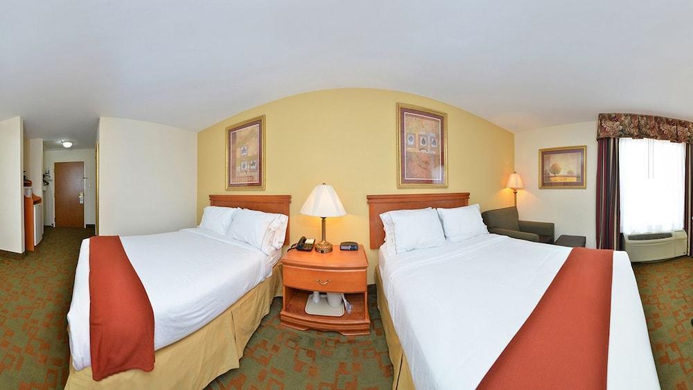 Holiday Inn Express Hotel & Suites Petersburg/Dinwiddie By Ihg Eksteriør billede