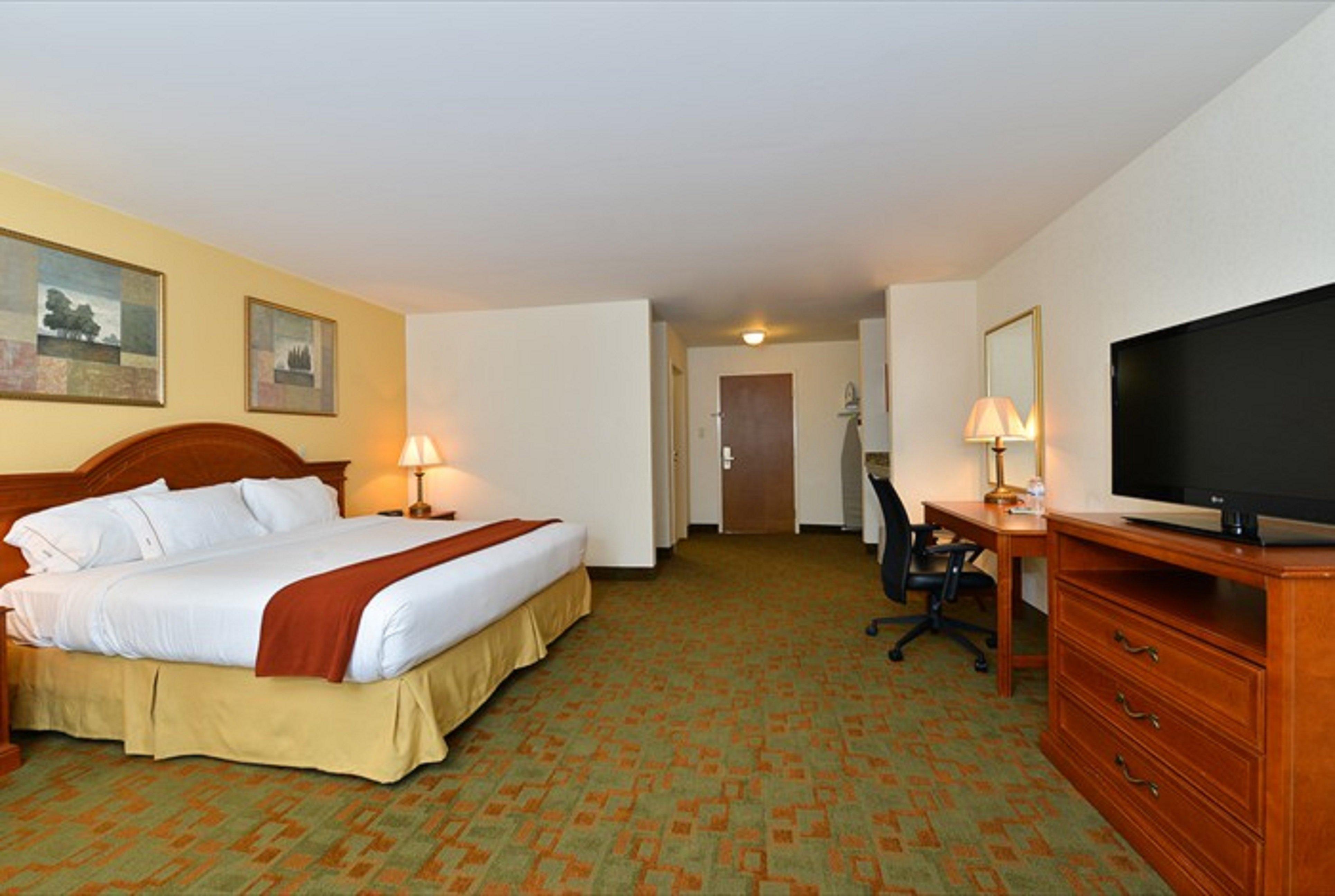 Holiday Inn Express Hotel & Suites Petersburg/Dinwiddie By Ihg Eksteriør billede